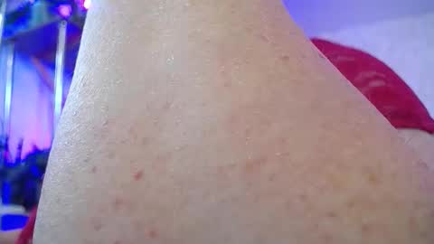 Snapshot of lady_gloria chatting on September 2025 11:14:01 AM Lady Gloria online show from September 2025 11:14:01 AM