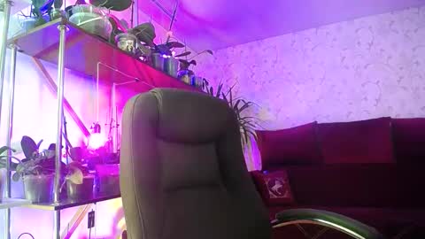 Lady Gloria online show from February 2026 07:10:02 AM