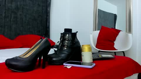 Snapshot of lady_godss chatting on January 2025 03:39:02 AM Lady godss online show from January 2025 03:39:02 AM