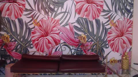 Lady Isabella online show from April 2026 08:13:02 PM