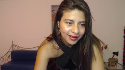 Snapshot of lady_isabella_ chatting on May 2026 01:29:02 PM Lady Isabella online show from May 2026 01:29:02 PM