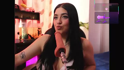 Snapshot of lady_kaisa chatting on July 2026 08:22:01 PM Lady Kaisa online show from July 2026 08:22:01 PM