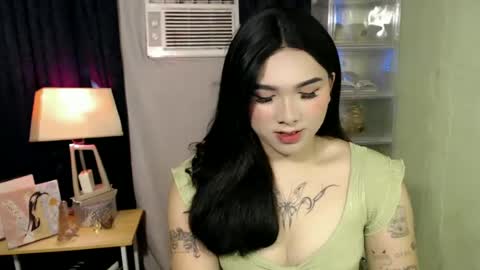Snapshot of lady_kathy chatting on June 2026 01:48:01 AM lady_kathy online show from June 2026 01:48:01 AM