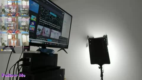 lady_miss___ online show from April 2026 01:14:01 PM