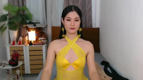 Trix online show from November 2025 09:03:02 PM