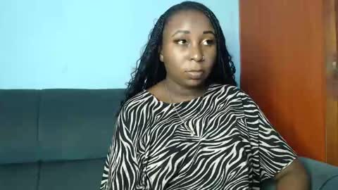 Snapshot of lady_twerky chatting on January 2025 04:27:01 PM Maya online show from January 2025 04:27:01 PM