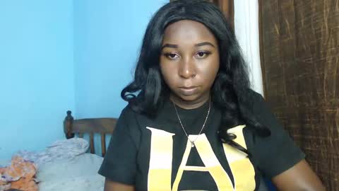 Snapshot of lady_twerky chatting on January 2025 02:24:02 PM Maya online show from January 2025 02:24:02 PM