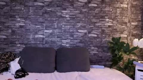 Jenny online show from February 2026 12:04:02 PM