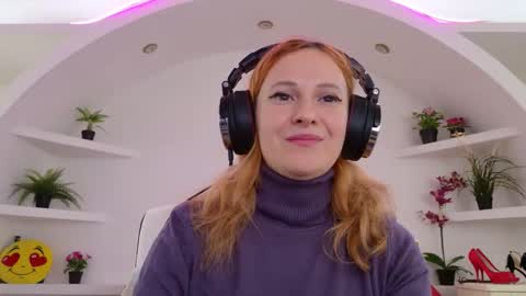 Sima Ladybigsmile online show from September 2025 06:26:01 AM