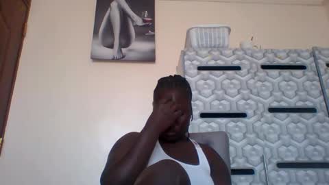 lindah32 online show from January 2025 01:54:01 PM