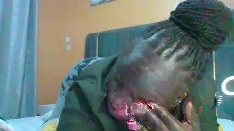 lindah32 online show from July 2026 10:58:01 PM