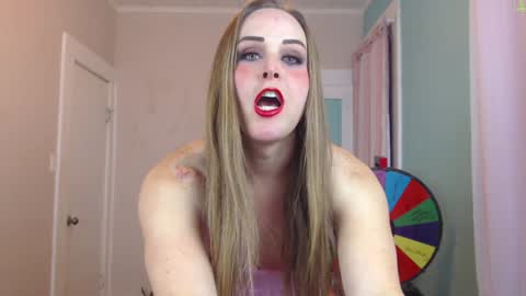 ladyboyhomemaker online show from January 2025 02:59:01 AM