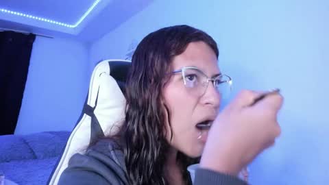  Lady  online show from September 2025 02:38:02 AM