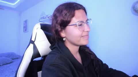  Lady  online show from October 2025 02:39:02 AM