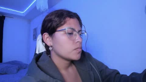  Lady  online show from October 2025 02:45:02 AM