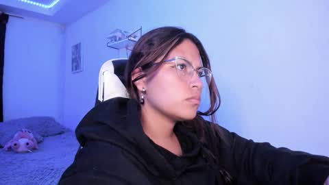  Lady  online show from January 2026 02:26:01 AM