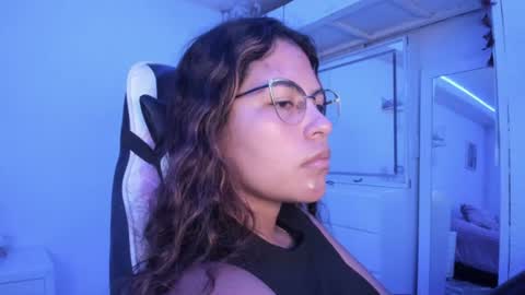 Snapshot of ladybrown_16 chatting on June 2026 03:27:02 AM Lady online show from June 2026 03:27:02 AM