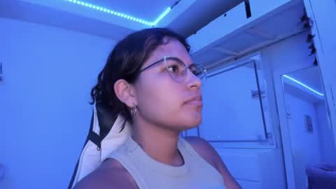 Snapshot of ladybrown_16 chatting on June 2026 03:44:01 AM Lady online show from June 2026 03:44:01 AM