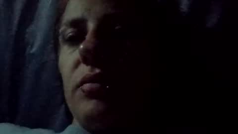 Snapshot of ladybug9097 chatting on October 2025 01:36:02 AM RockStar Couple online show from October 2025 01:36:02 AM