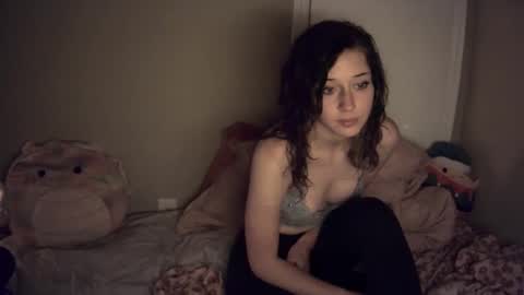 Snapshot of ladybughug chatting on January 2025 03:29:02 AM hugbug online show from January 2025 03:29:02 AM