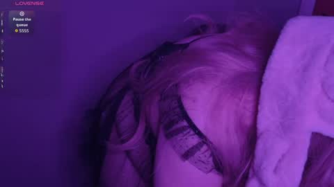 ladybugladyxx online show from May 2026 12:49:01 AM