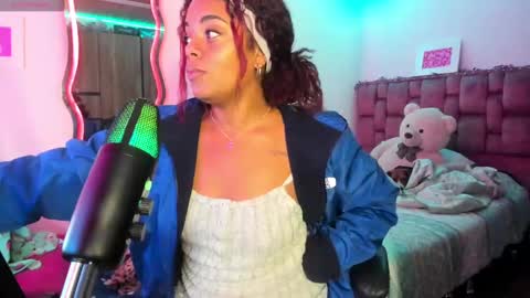 leidy daniela online show from January 2025 01:09:02 PM