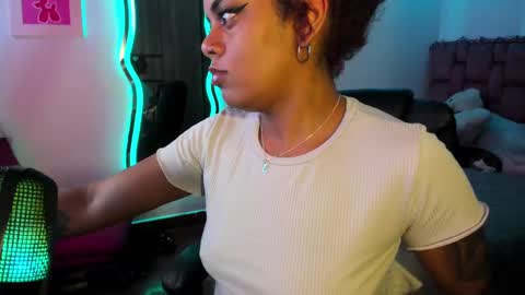 leidy daniela online show from January 2025 08:09:01 PM