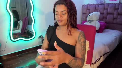 leidy daniela online show from March 2025 06:58:01 AM