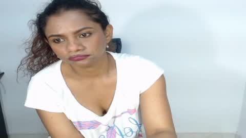 lady online show from April 2026 03:34:02 PM