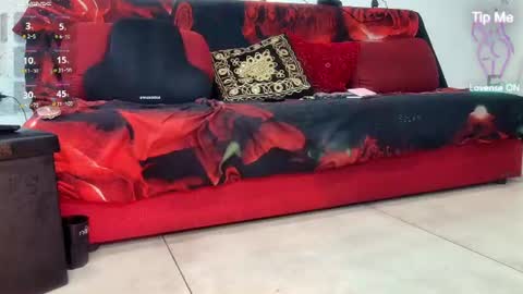 Snapshot of ladyoxana chatting on July 2026 01:33:01 AM Oxana online show from July 2026 01:33:01 AM