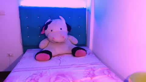 laura online show from April 2026 07:41:01 AM