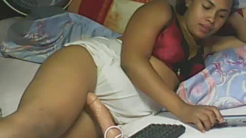 Snapshot of ladyxsnakes chatting on January 2025 08:24:01 AM LadyXSnakes online show from January 2025 08:24:01 AM