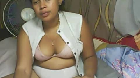 Snapshot of ladyxsnakes chatting on January 2025 06:15:01 PM LadyXSnakes online show from January 2025 06:15:01 PM