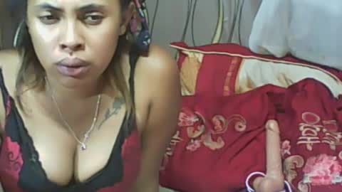 Snapshot of ladyxsnakes chatting on January 2025 05:08:01 PM LadyXSnakes online show from January 2025 05:08:01 PM