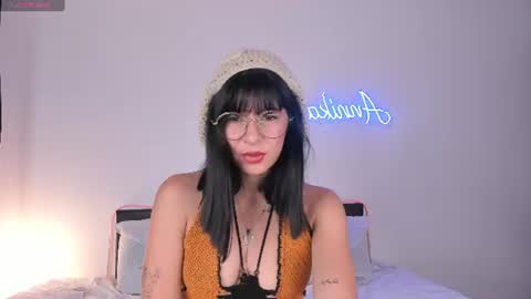 Snapshot of laena_arryn chatting on July 2026 11:33:02 PM Laena Arryn online show from July 2026 11:33:02 PM