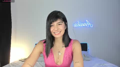 Snapshot of laena_arryn chatting on July 2026 08:11:02 PM Laena Arryn online show from July 2026 08:11:02 PM