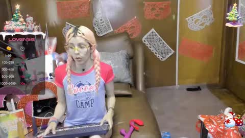 Skinnygirl online show from February 2025 01:02:01 AM