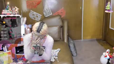 Skinnygirl online show from February 2025 01:05:01 AM