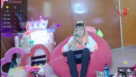 Skinnygirl online show from April 2026 12:12:01 AM