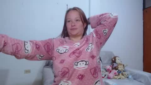  paola and a guest lol    online show from September 2025 04:45:01 PM