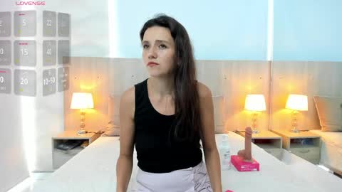 Snapshot of laia_cruz chatting on May 2026 07:22:02 PM Laia Cruz online show from May 2026 07:22:02 PM