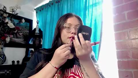 laia_hadid online show from February 2026 03:28:01 PM