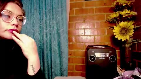 laia_hadid online show from March 2026 02:06:02 AM