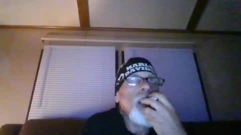 laidbackluxury online show from June 2026 03:48:01 AM