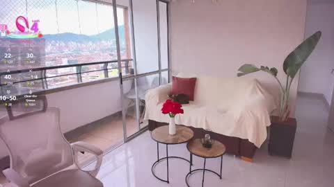Laira online show from May 2026 09:56:02 PM