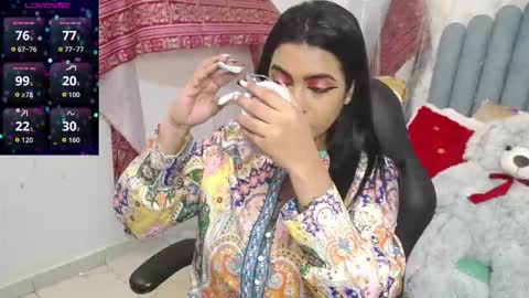 Laskhmirani online show from November 2025 11:54:02 AM