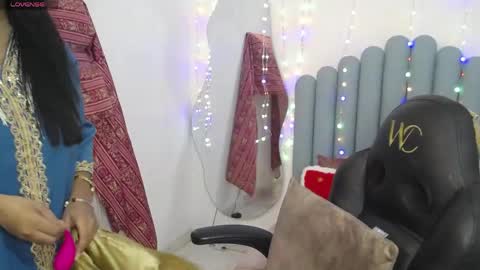 Laskhmirani online show from April 2026 12:00:02 PM