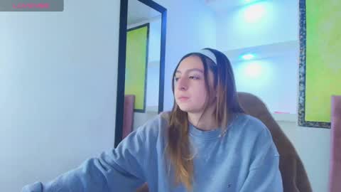 Lala clark online show from October 2025 12:02:02 PM