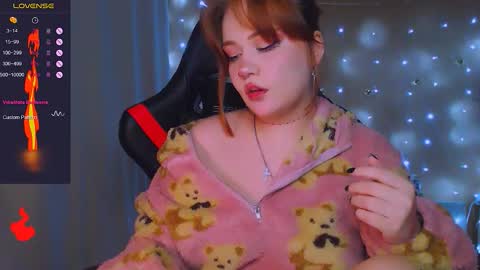 Snapshot of lala_loulou chatting on February 2026 10:02:02 PM Nicky online show from February 2026 10:02:02 PM