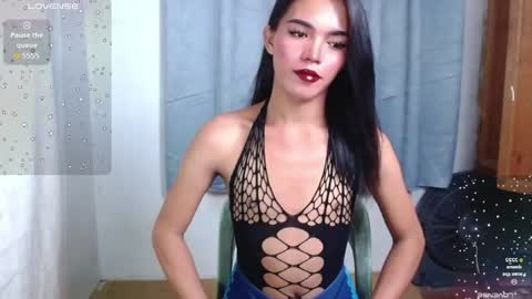 Snapshot of lala_moves chatting on June 2026 12:41:01 PM Joxie online show from June 2026 12:41:01 PM